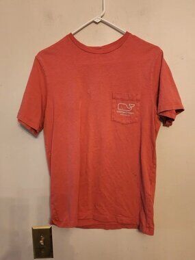 Vineyard vines t-shirt